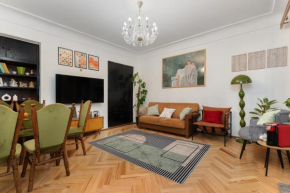Mid-Century Modern Gem near Dry Bridge with Free Coffee
